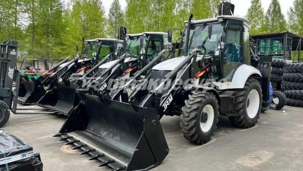 Экскаватор-погрузчик TRM B4X Perkins