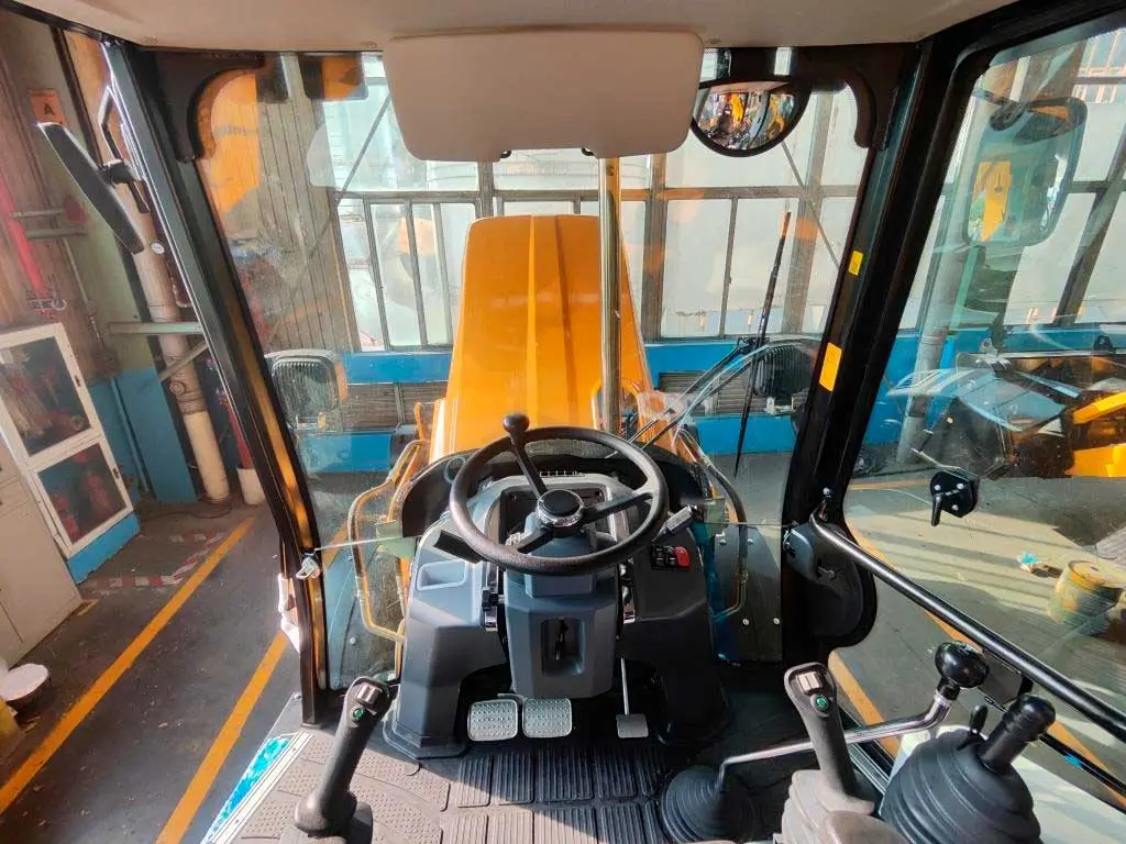 Экскаватор-погрузчик LONKING 83C Экскаватор-погрузчик LONKING 83C — изображение 7